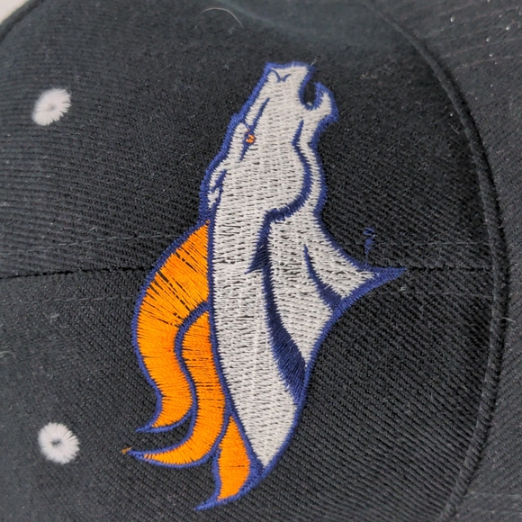 Vintage Denver Broncos NFL Wool Blend Black Strapback Hat Cap New Without Tags - Picture 2 of 8